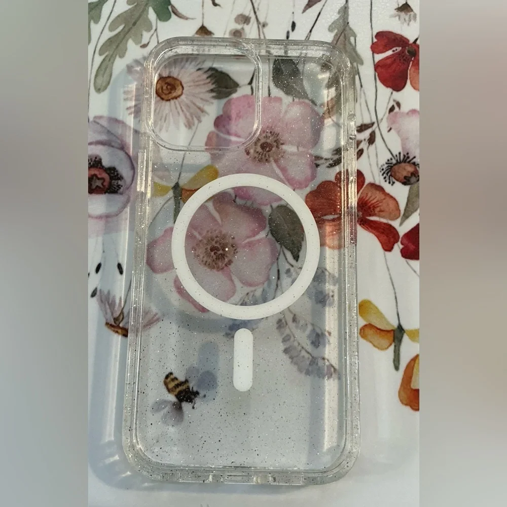 Clear Phone Case with Silver - I Phone 13 Pro Max (NWT)